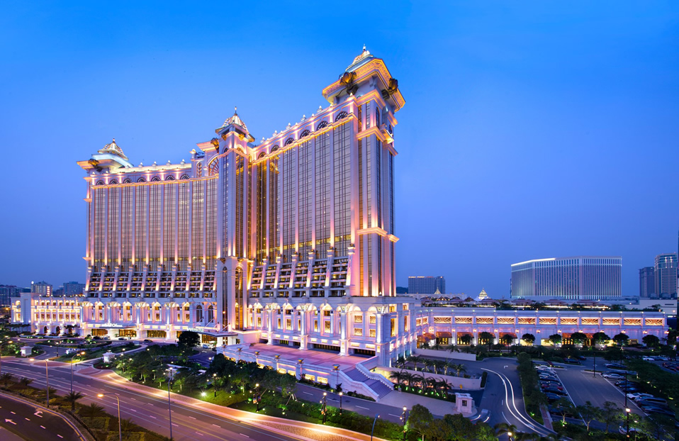 LUXURY HOTELS
